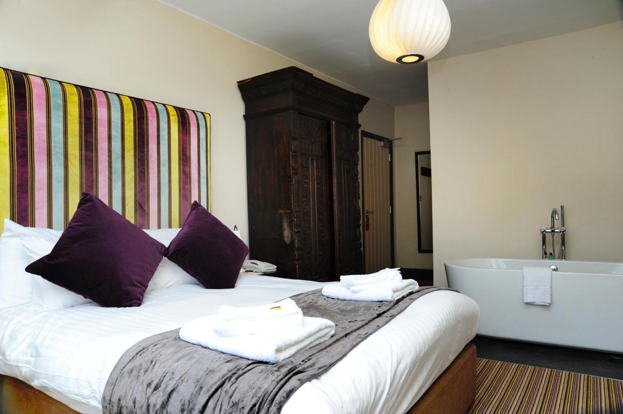 The Red Lion Hotel Whittlesford Bagian luar foto