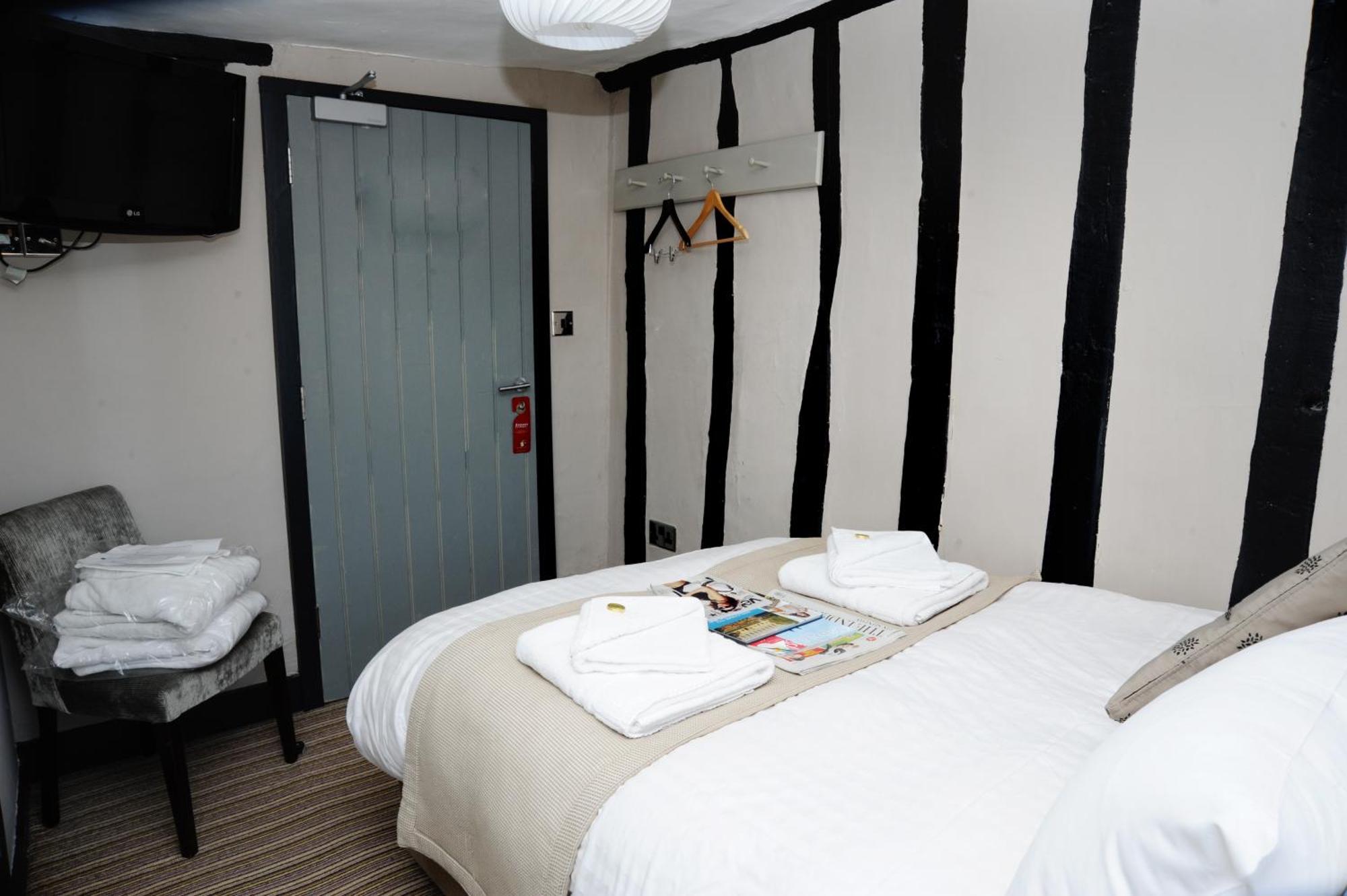 The Red Lion Hotel Whittlesford Bagian luar foto
