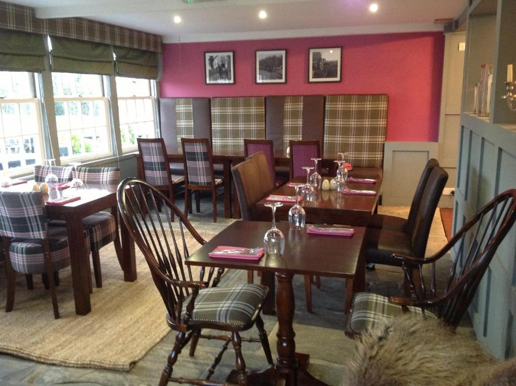 The Red Lion Hotel Whittlesford Bagian luar foto